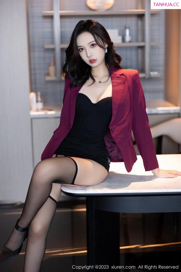 郑颖姗  [XiuRen]高清写真图 2023.06.07 No.6870 郑颖姗Bev 黑丝美臀第20张图片
